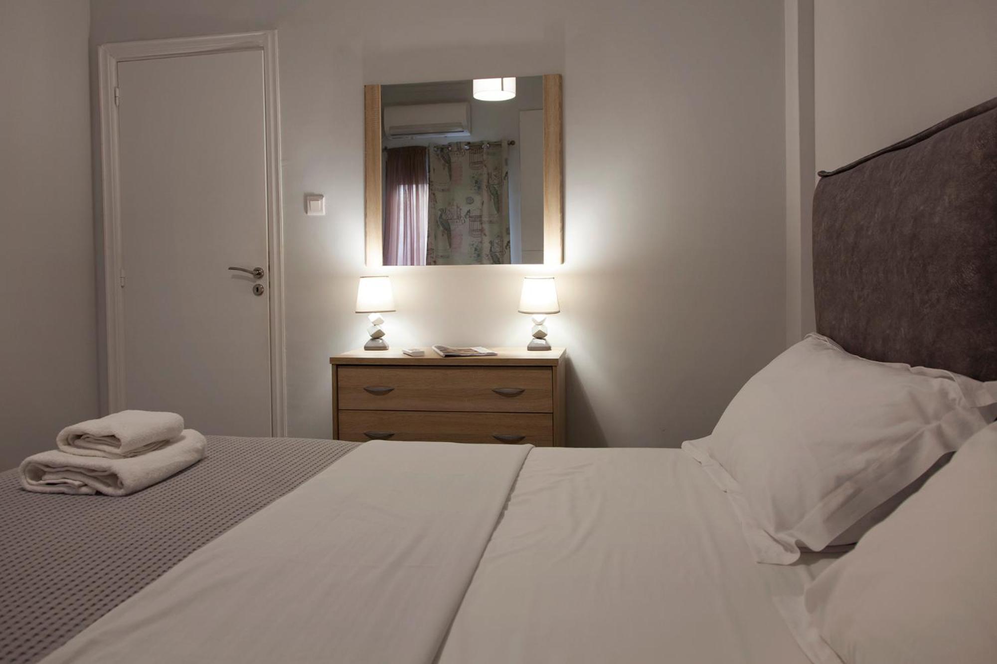 Suite 04 - Smart Cozy Suites - In The Heart Of Athens - 5 Minutes From Metro Exteriör bild